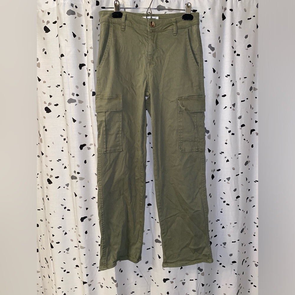 Vigoss Green Cargo Straight Pants